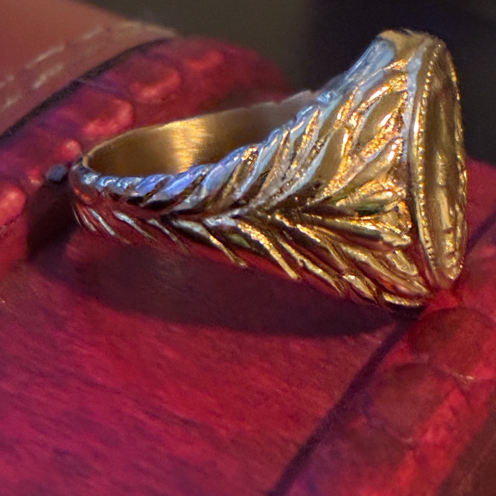 Gold Statement Ring - Picture 15 of 16